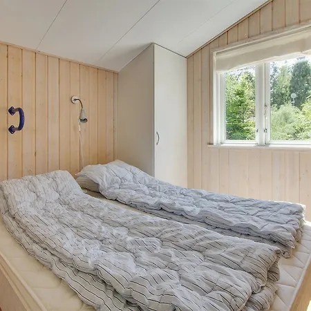 Four-bedroom Holiday In * Hals