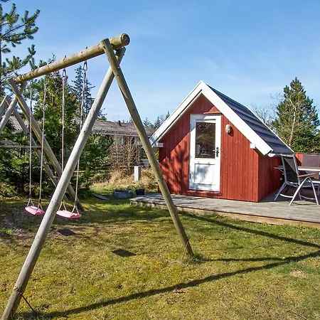 Four-bedroom Holiday In * Hals